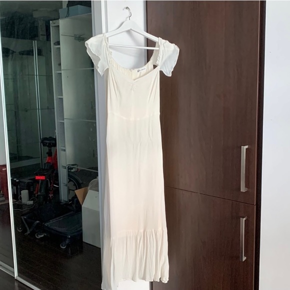 Size 4 Reformation Butterfly Dress - Picture 3 of 7